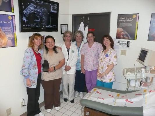 Med Team Volunteers to help Moms