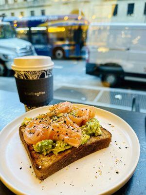 avocado toast with smoked salmon, excellent!