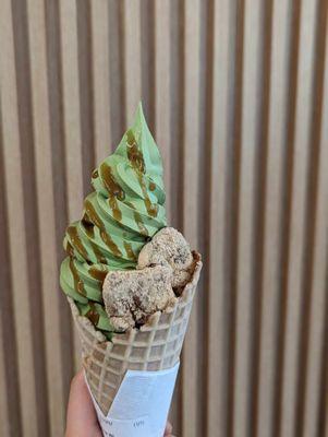 Green tea ice cream with warabimochi