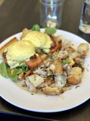 Coda Benedict with Pork Belly