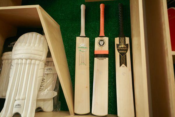 We offer custom cricket bat maintenance and repair options. Contact us for more information!