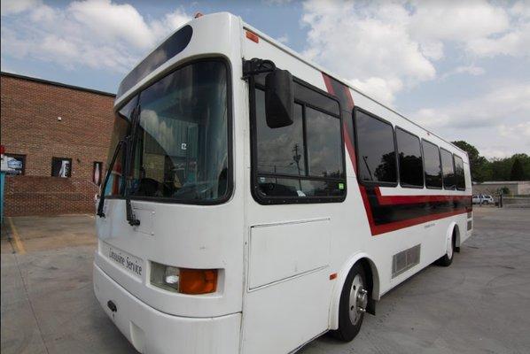 28 to 30 Passenger Party Bus