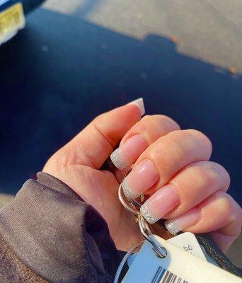 Glitter French manicure