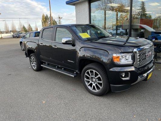 My new (slightly used but extremely clean) GMC Canyon Denali.