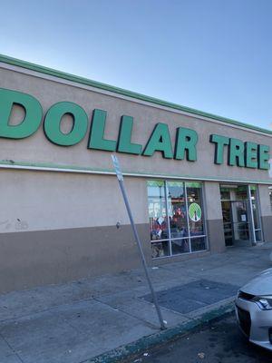 Dollar tree