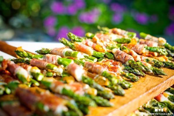 Asparagus wrapped with Prosciutto