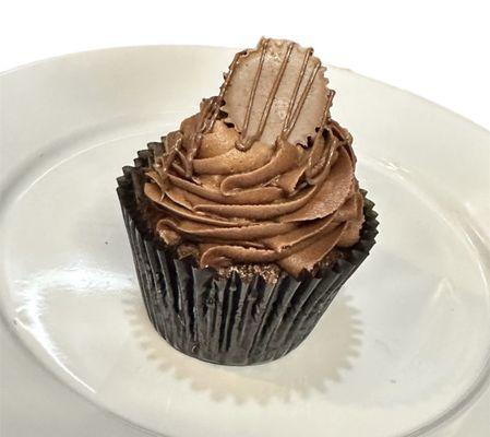 Reese's cupcake