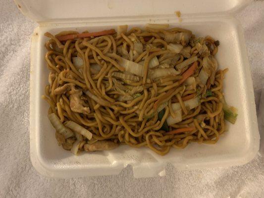 Chicken lo mein