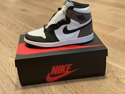 Jordan 1 Retro High - Dark Mocha