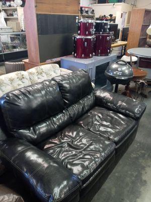 A couch a drum set and Foreman grill. They also have very nice furniture lots of good clothing