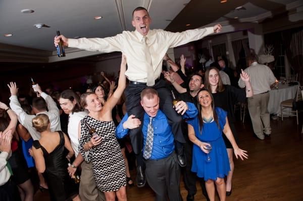 Someone had a good time! This wedding took place at the Saphire Estate in Sharon, MA!
 #saphireeventgroup #uniquesoundsent
 uniquesounds.com