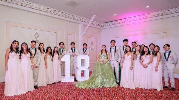 Debutant and her court