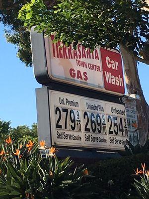 Price was 2.64 per gallon despite marquee advertising 2.54 per gallon for 87 grade gasoline.