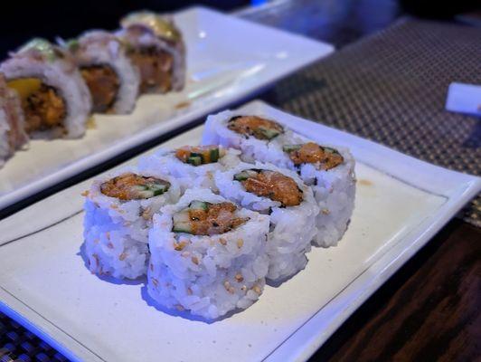 Spicy yellowtail roll