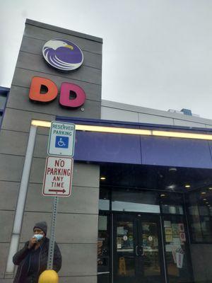 Dunkin donuts inside mart