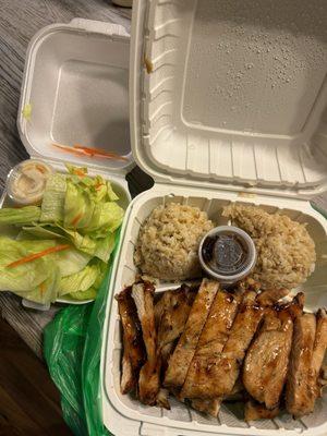 Chicken break teriyaki extra meat. Really appreciate they don't over sauce!!!