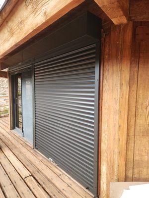 Shutters, once primarily used is Protection Shield your windows from extreme weather conditions, for aesthetic purposes.Manual and motorized