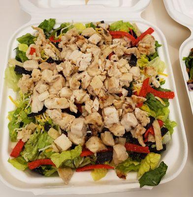 Chicken chipptle salad