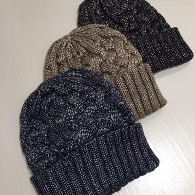 Winter knit hats & beanies