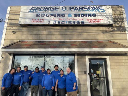 Meet the crew standing in front of our building/show room.