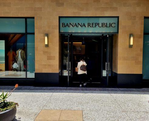 Banana Republic