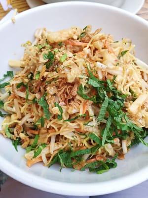 Peanut noodle salad