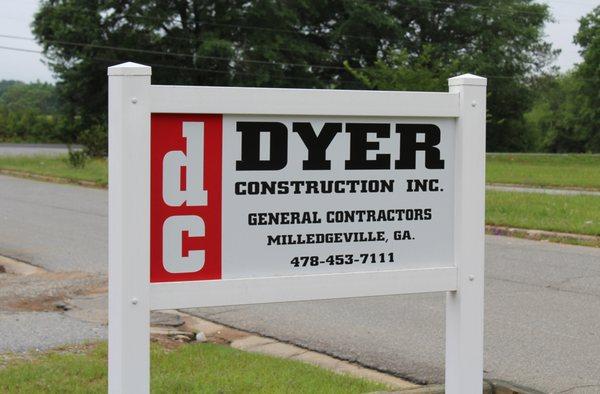 Dyer Sign