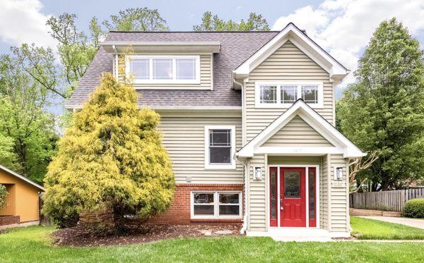 This first time home buyer was so happy to win the bidding war for this adorable Vienna home that she did cartwheels on the lawn!!