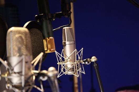 Microphones used at LG Records.