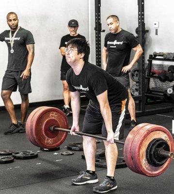 Oscar crushing his PR Deadlift!