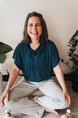 Hello! I'm Kristi.
I am now at 2 locations: Simply Yoga in Salmon Creek and Connect Wellness Spa in Minnehaha