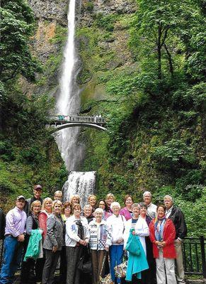 Group visiting Multnomah Falls!