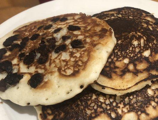 Chocolate chips pancakes