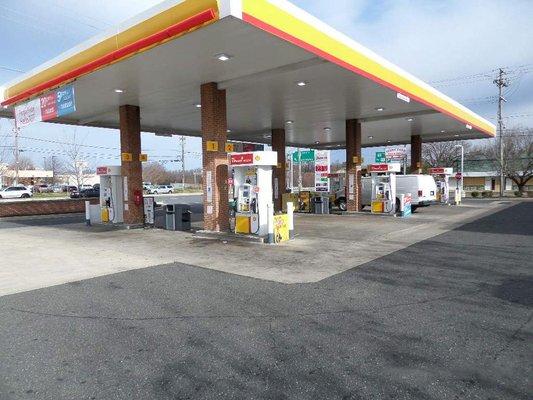 Fuel up at Shell located at 8906 Woodyard Rd, Clinton, MD! And stop inside for good food.