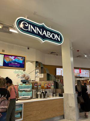 Cinnabon