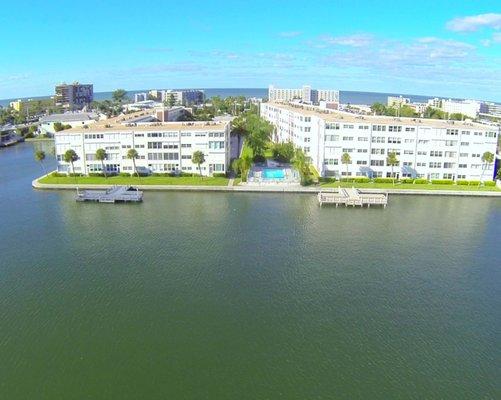 WIdeOpenWater St Pete Beaches best amenities and central SPB location www.Regencywest.info