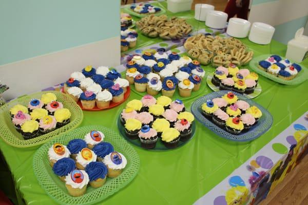 Yummy cupcake table.