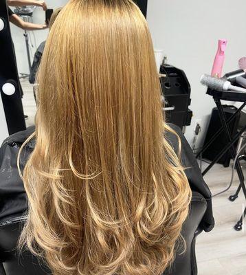 #1 Hair Salon in Norwalk - Color, Cut, Highlights, Color, Balayge, and more! Contact today @ 323-572-9681