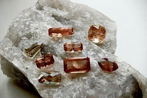 Some random Red Oregon Sunstones