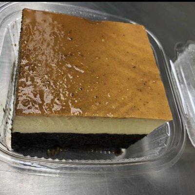 Chocoflan slices