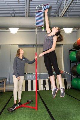 Athletic Training student working with Lasell College athlete