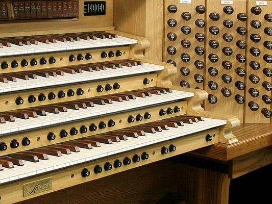 The exclusive Allen Organ dealer for the Greater Los Angeles Area, representing the world's largest organ company.