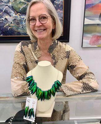 Red Sky Gallery jewelry artist Bethany Lovejoy, with a set of her stunning necklace & earrings.