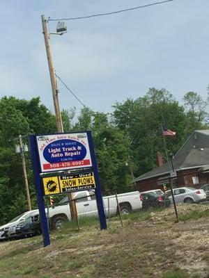 Old Time Auto Sales of Milford -- 294 West Street / Route 140, Milford        Sign