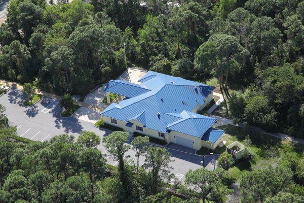 Blue Standing Seam Metal Roof on a local animal hospital