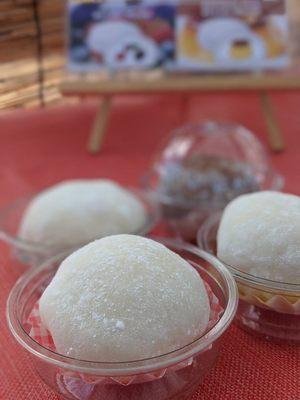 Cream Mochi !!