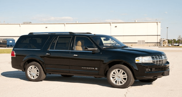 Our Lincoln Navigator can seat up to 6 passengers and hold up to 4 pieces of large luggage.