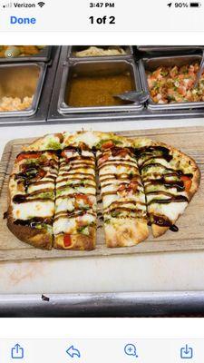 Flat bread :Italian, chicken bacon ranch  ,BUFFALO style , MARGUERITA