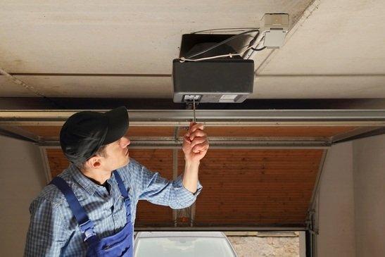 Reapair & Installation of Garage Doors Opener.