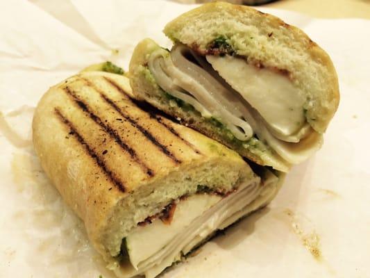 Turkey pesto panini